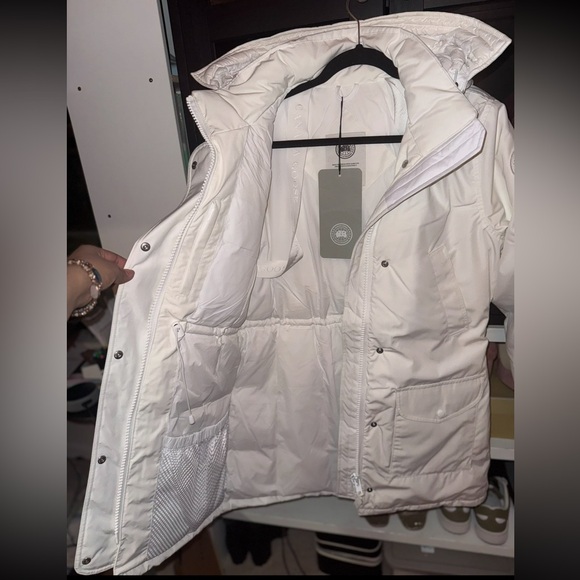 Canada Goose white Trillium Parka HUMANATURE NWT - Picture 13 of 16